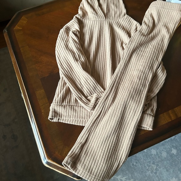 H&M two piece girls set - Picture 1 of 1